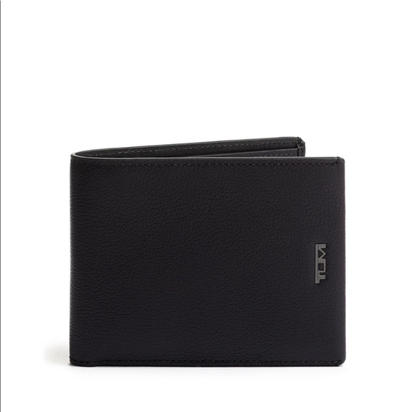 New in Box Tumi Nassau Global Double Bifold Black Wallet - Picture 1 of 5